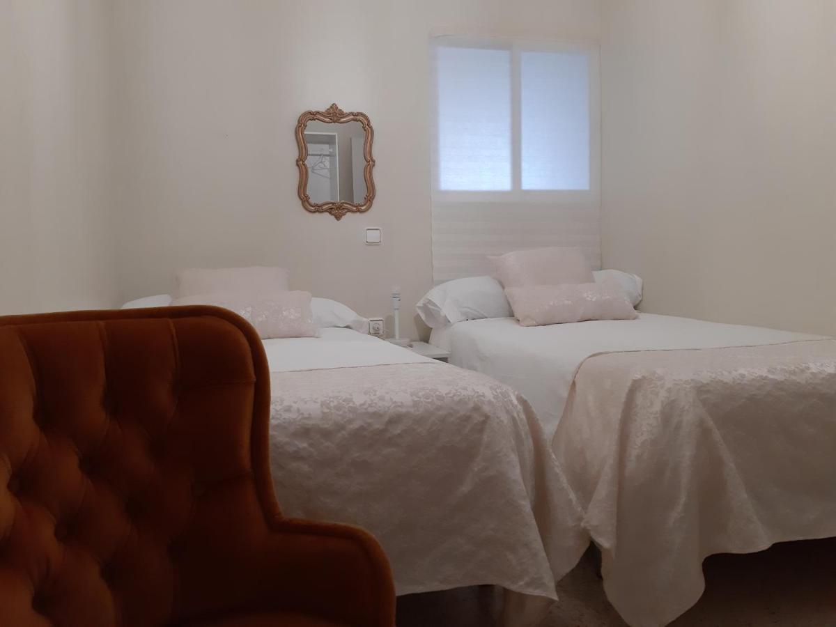 La Casa De Leo - El Casar De Leo Apartamento Alburquerque Exterior foto